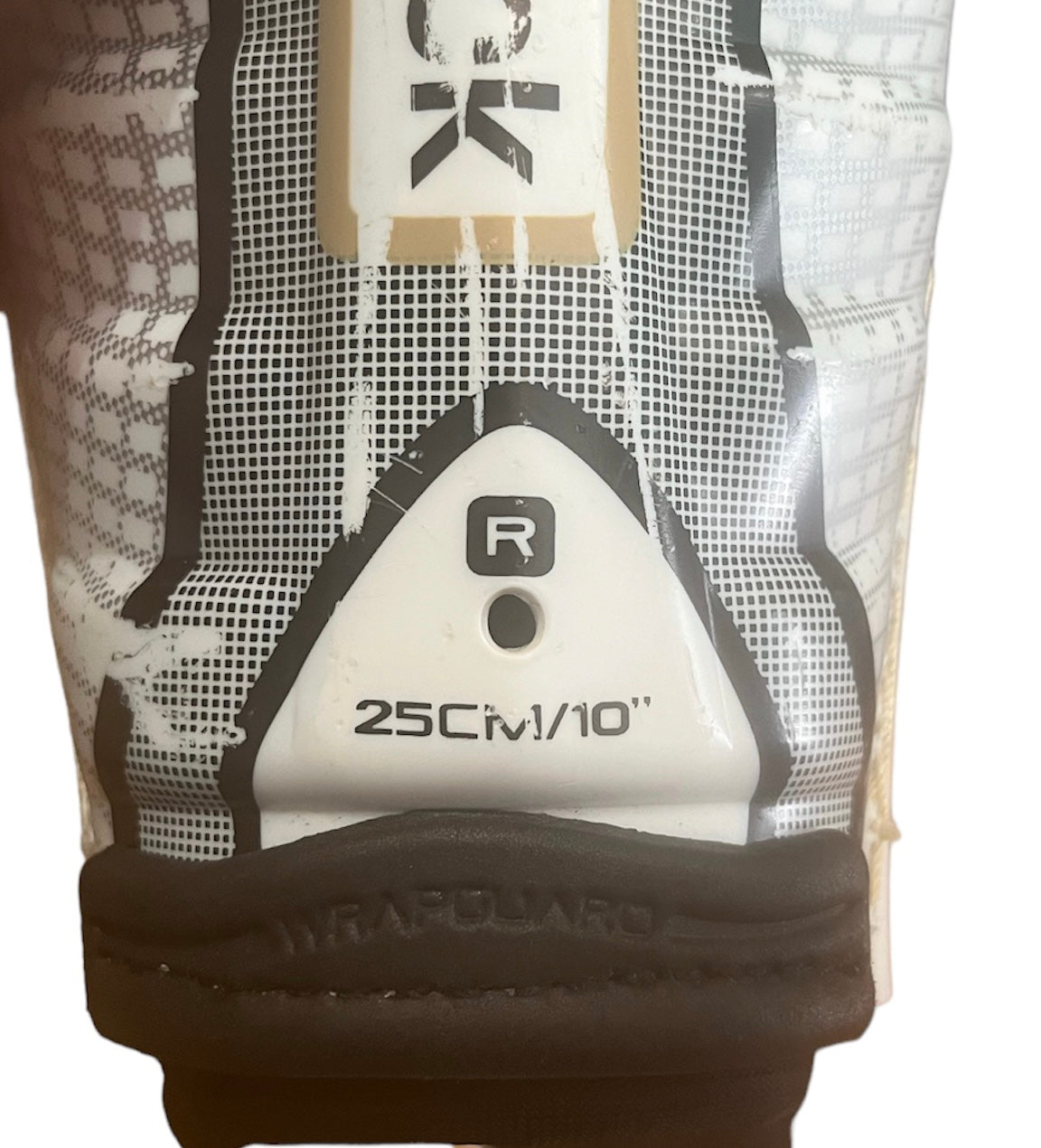 34 Junior Shin Guards, Reebok SC4 10in
