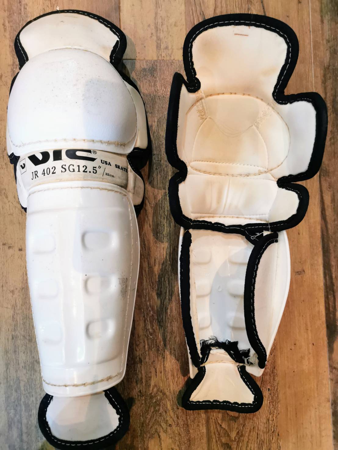 62 Junior Shin Guards, VIC JR402 12.5in